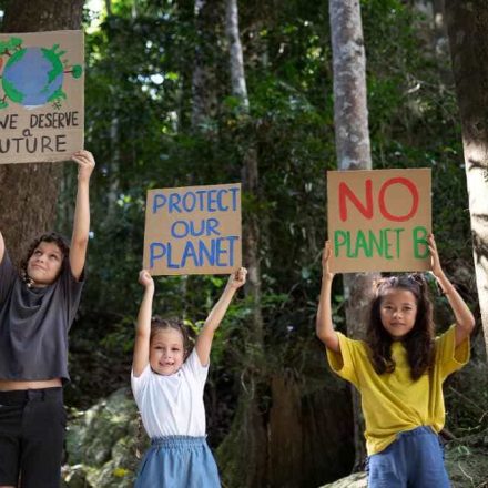 FACING CLIMATE CHANGE ON THE FRONTLINES- PAKISTAN