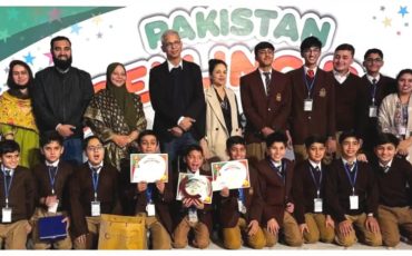 spelling-b-winner-2-1024x465